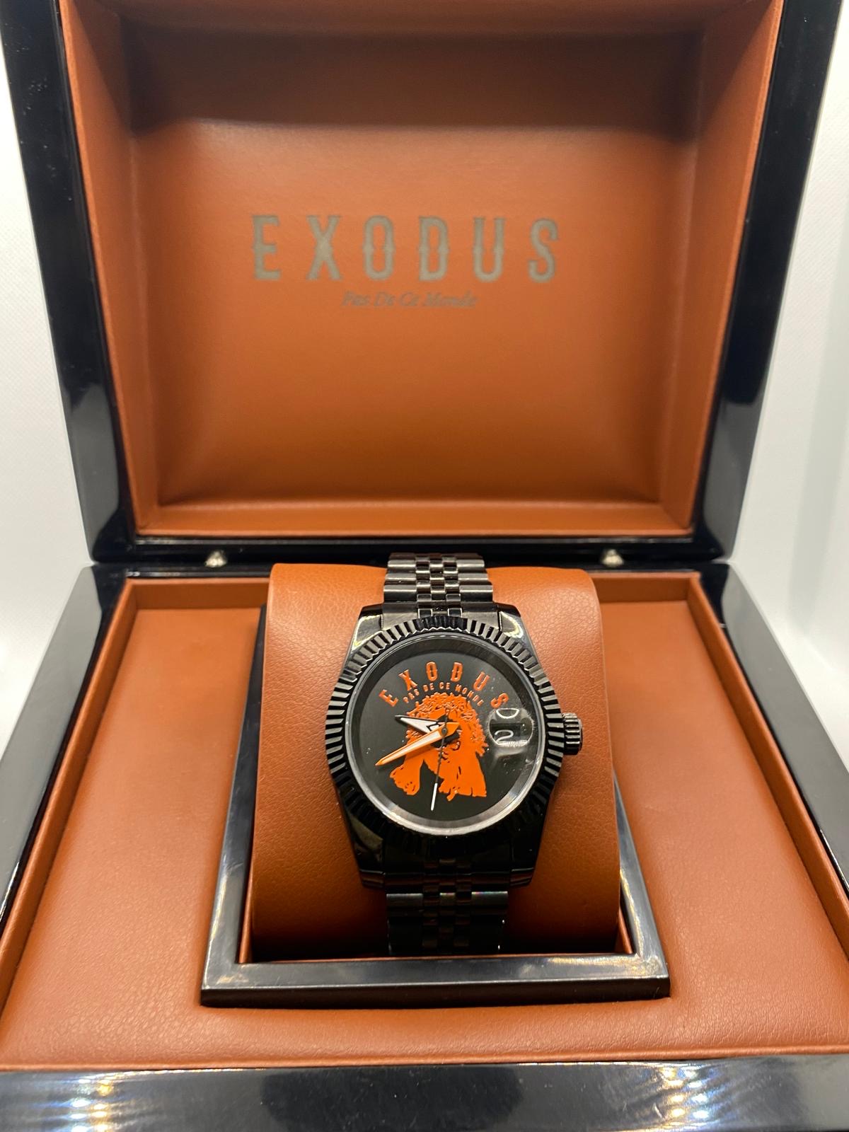 Clothing and accessories from Exodus Pas De Ce Monde – unisex streetwear including t-shirts, jackets, sunglasses, jewelry, bags, and headwear designed for everyday wear and bold urban fashion.