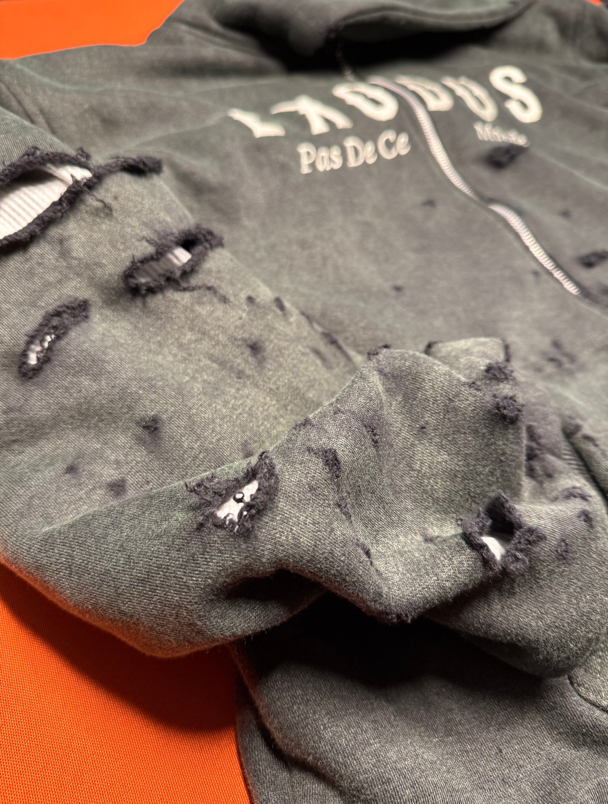 Embroidered and Distressed Verte Messiah